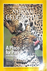 National Geographic Magazine - July 1996 South Africa's Parks Olympics Dinosaurs - Picture 1 of 2