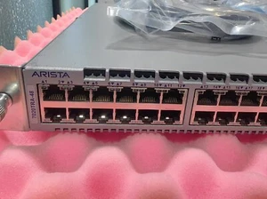 Arista DCS-7020TRA-48-R 7020RA switch 48xRJ45 (100/1000), 6xSFP+(1/10GbE) - Afbeelding 1 van 3