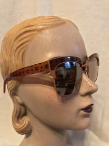 Neu im Karton MCM Sonnenbrille matt braun cognacfarben Logo Marchon Modell MCM102S 255 56-16 - Bild 1 von 12