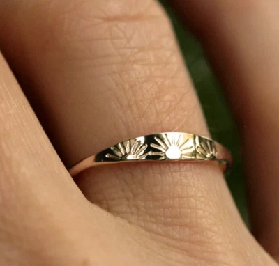 Original 10K Solid Yellow Gold Sun Design Unique Simple Women's Stackable Ring - Image 1 of 3