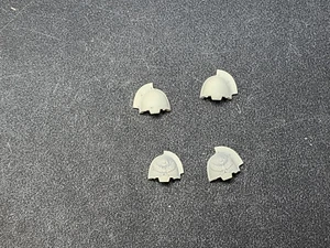 Lotto di spalline sergente aggressore Warhammer 40k Space Marines x3 bit, P112 - Foto 1 di 2