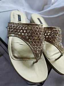 Alex Marie GOLD RHINESTONE Sandals Leather Champagne BEADED "Corah" NEW size 9 - Picture 1 of 8
