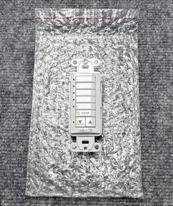 Scatola aperta Somfy DecoFlex senza fili RTS 5 canali 1811181 - Foto 1 di 4