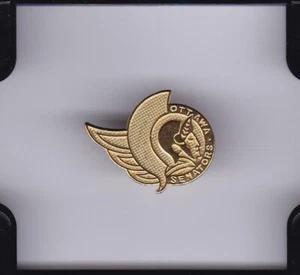 Ottawa Senators Gold Logo Pin - Picture 1 of 1