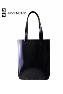 Bolso de Hombro GIVENCHY Perfumes Cuero Sintético Negro. Como Nuevo Foto 1 de 4