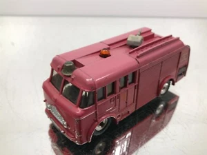 DINKY TOYS 276 AIRPORT FIRE TENDER WITH FLASHING LIGHT -L11.5cm- FAIR - 430 - Imagen 1 de 7