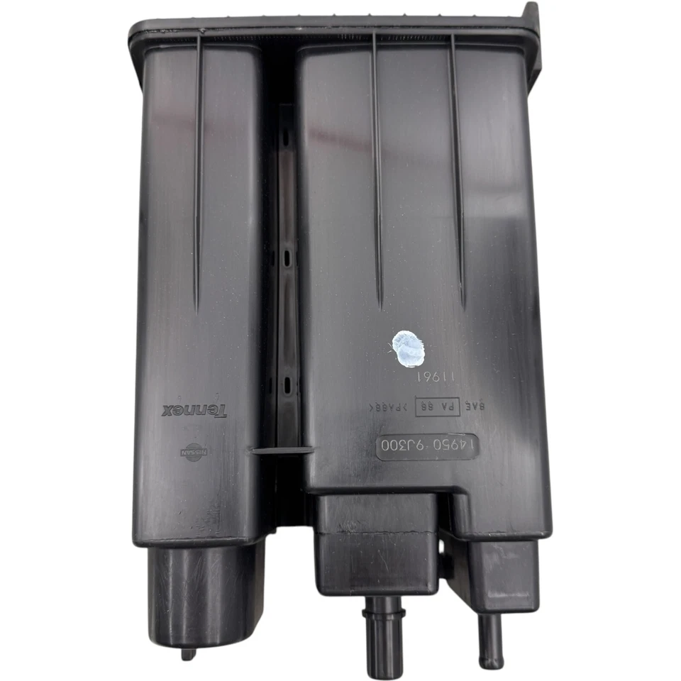 Bote de vapor Standard Motor Products CP3101 para Nissan Altima 2004-2013 Foto 1 de 4