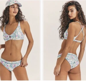 NWT LoveShackFancy X Hurley Reversible Cheeky Bikini twist Aqua Floral S Small - Picture 1 of 3