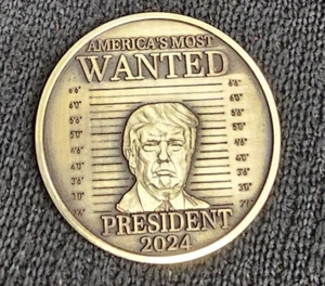 2024 Donald Trump "I'm voting for the felon" 40mm Brass Coin - Picture 1 of 3