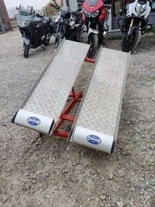 Pedane rampe dimostrative espositive per Quad Minicar alluminio ruote a carrello - Foto 1 di 6