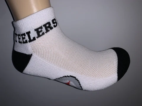 PITTSBURGH STEELERS NFL FOOTBALL WOMENS JERSEY LOGO WHITE ANKLE SOCKS MEDIUM Cover