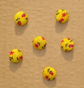 Set of 6 Yellow / Red Floral Fabric Covered Shank Buttons 3/4" Diameter - Picture 1 of 3