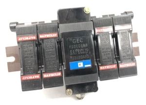 4 x GEC SAFECLIP Fusegear SC32 32Amp Fuse Carrier Base Busbar Bank FUSEBOARD - Picture 1 of 10