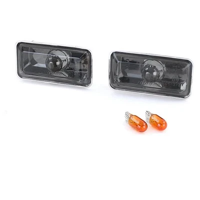 Frecce laterali in vetro trasparente nero fumo per VW Golf 3 Vento Passat 35i - Immagine 1 di 4