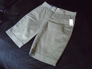 NWT Green Khaki Women's GAP Flat Front Bermuda Golf Shorts 0 XS - Picture 1 of 5