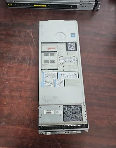 Dell PowerEdge M620 Blade Server / 2x XEON E5-2660 V2 / 128GB (8x 16Gb) RAM - Picture 1 of 9