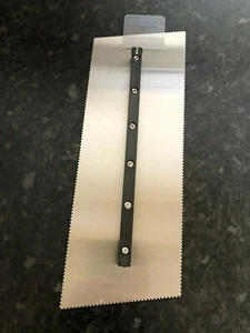 Carpet & Flooring Adhesive Trowel Blade offset angle A2 Notch Glue Floor x5 - Picture 1 of 3