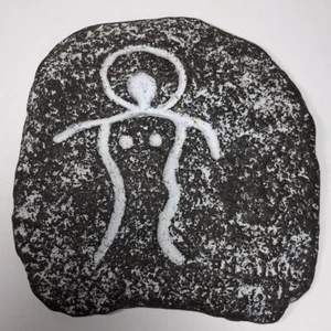Hawaiian Goddess Petroglyph Wall Art Sculpture Faux Stone Signed Andrea Of Kona - Picture 1 of 6
