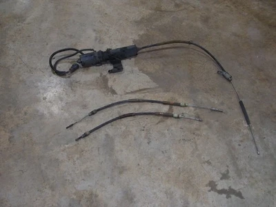 original 2009 Jaguar XF rear suspension E-brake motor actuator cables #24019280 - Изображение 1 из 4