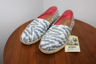 ZAPATOS SIN CORDONES TOMS MUJER ALPARGATA TELA CUERDA SUELA AZUL BALI TRIBAL TALLA 9 EE. UU. Foto 1 de 4
