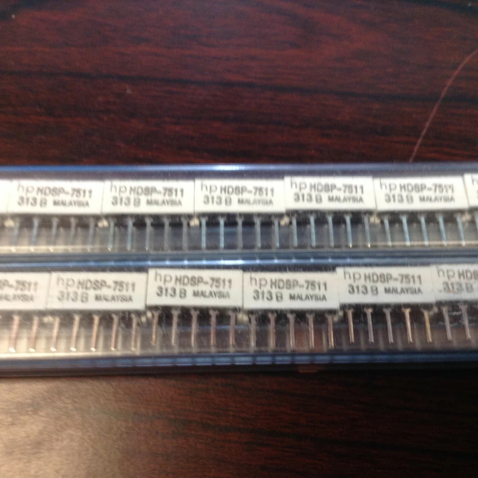 5 piece - AGILENT HDSP-7511 10-PIN DIP display red new - Image 1 of 1