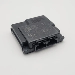 2016 2017 2018 2019 Chevrolet Volt Keyless Entry Control Module OEM 13510157 - Picture 1 of 15
