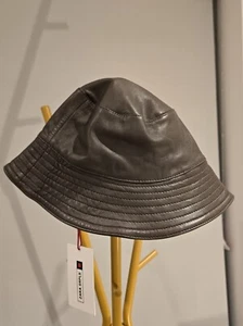 Zara srpls limited edition mens regular fit real leather bucket hat mauve size M - Picture 1 of 2