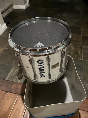 Yamaha 12x14" Field Corps Caja de Marcha Japón Años 80 MS8014 MS-8014 CON ESTUCHE Foto 1 de 3