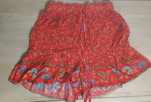 BOHO Red Floral Print Detail Shorts w/Pockets ~ Size Medium - Picture 1 of 3