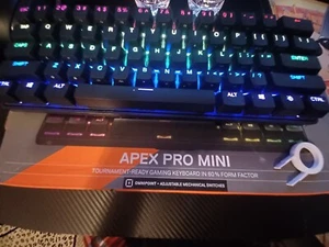 Apex Pro Mini / (Slighty Used) - Picture 1 of 3