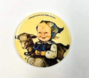 3" Pocket Mirror Girl Lamb Child Verlag Ars sacra Josef Mueller Munchen 1982 - Picture 1 of 2