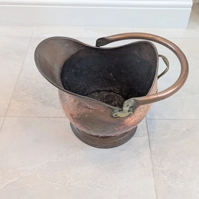 Solid Copper and Brass Log Bucket / Coal Scuttle - Image 1 of 4