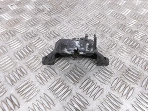 PIAGGIO VESPA GTS 300 2018 SEAT LATCH - Picture 1 of 6