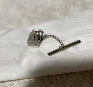 Vintage Swank Silver Tone Sailboat Nautical Mens Tie Tack Pin Pre Owned - Picture 1 of 2