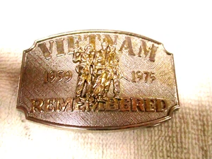 1990 F.E.HART CS INC. VIETNAM REMEMBERED GÜRTELSCHNALLE - Bild 1 von 3