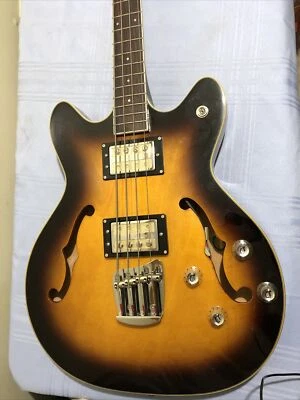 De Armond By Guild STARFIRE BASS SB Semi Hollow/ Bag Included - Image 1 of 4