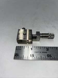 Micro Linear Stage 1" Stainless Steel w/ Micrometers - Picture 1 of 4