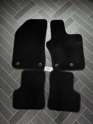 Alfombrillas originales Jeep Renegade 2014-2018 #9 Foto 1 de 4