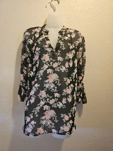 Blusa No Boundaries Talla L Mujer Multicolor Floral Manga 3/4 Cuello en V Abotonada  - Imagen 1 de 6