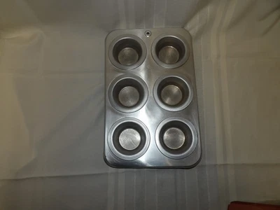 Vintage REMA Air Bake Muffin Pan 6 Cupcake Aluminum Insulated - Image 1 of 4