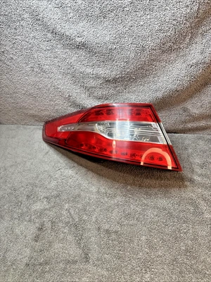 OEM 2011-2013 KIA OPTIMA HYBRID Left Driver Side Outer Tail Light Assembly ✅ - Image 1 of 4