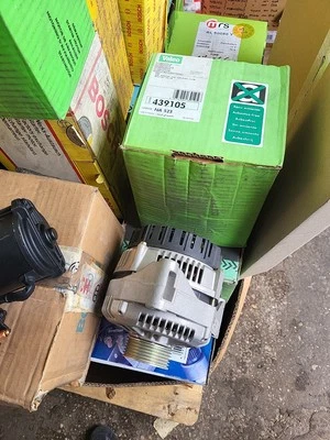 ALTERNATORE VALEO 439105 PER PEUGEOT 406 605 XM XANTIA CLIMA 2541840D 9624137680 - Immagine 1 di 4