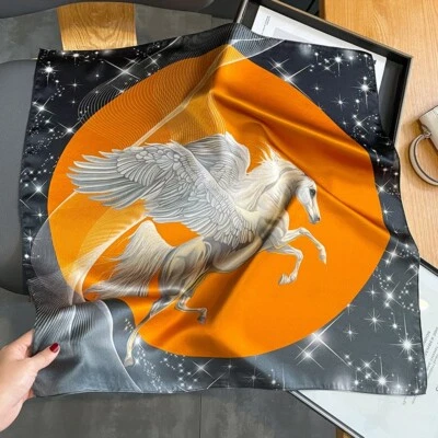 Bufanda para mujer 100 % seda morera 27"" pañuelo cuadrado pañuelo negro naranja caballo Foto 1 de 4