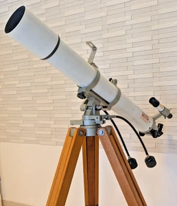 Vixen Custom 80M Refractor Telescope Vintage Wood Tripod Video & Ships in 3 Days - Picture 1 of 24