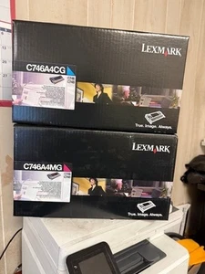 Genuine Lexmark C746A4MG Magenta C746A4CG CYAN. NEW SEALED BOXES. - Afbeelding 1 van 1