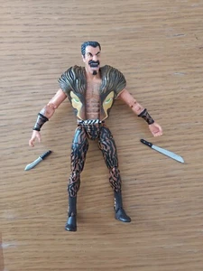 KRAVEN THE HUNTER FIGURE + 2 X ACCESSORIES MARVEL TOYBIZ SPIDER-MAN CLASSICS - Picture 1 of 2