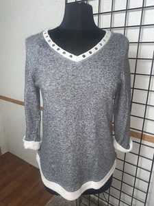 Weekends by Chicos Women's Sweatshirt V Neck Studded Small Chicos Size 0 Gray - Picture 1 of 7