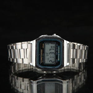 Nuevo Reloj Pulsera Digital Clásico Metal Silvertone/Alarma/Cronómetro/Luz de Fondo - EE. UU. - Imagen 1 de 6