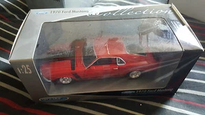 NIB Welly Die Cast w/ Plastic Parts 1970 Ford Mustang Red 1:25 Scale - Picture 1 of 2