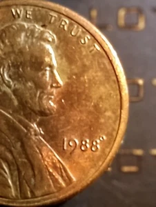1988-RB Lincoln Memorial Penny - No Mint Mark, Wide AM  - Picture 1 of 9